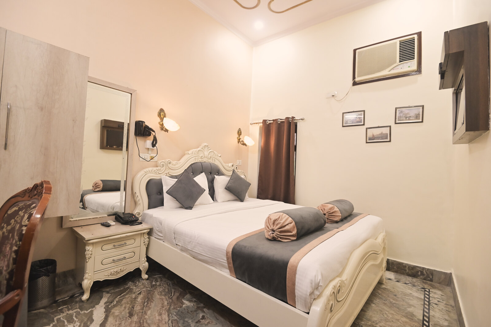Economy Room at Shree Ganesha Palace