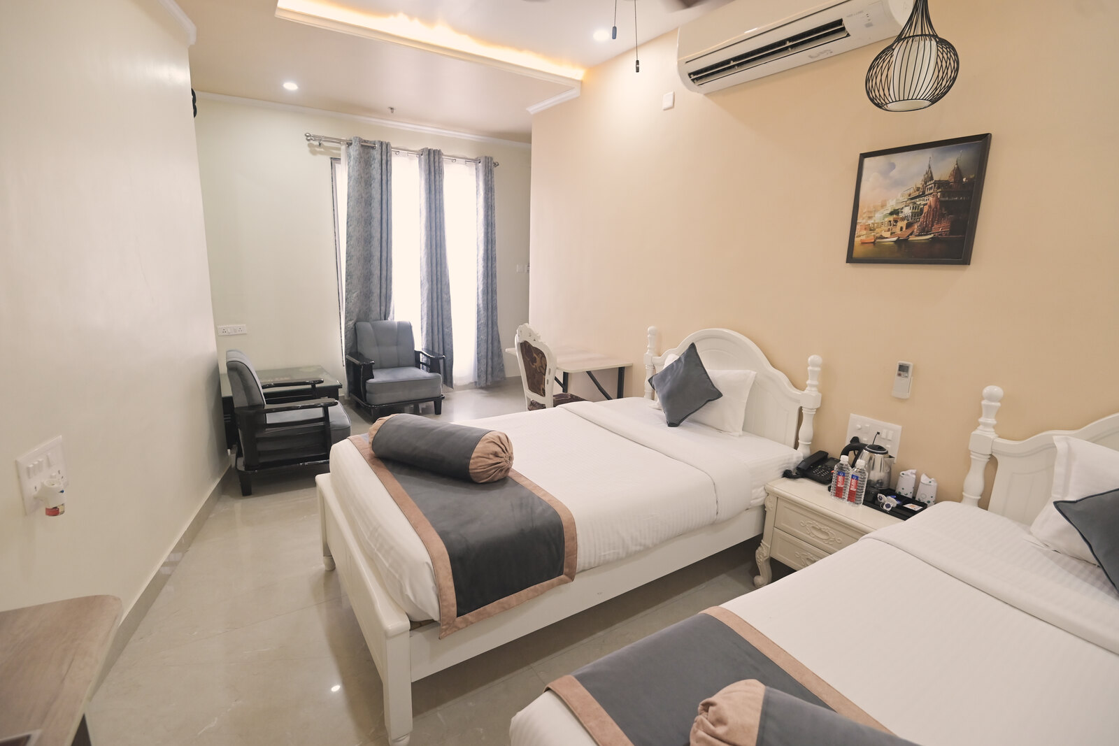 Premium Twin Room at Shree Ganesha Palace