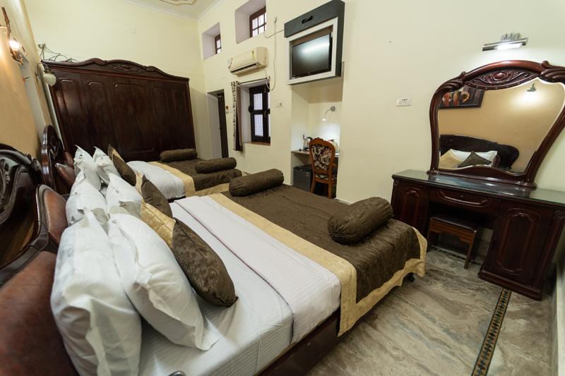 family-room-3